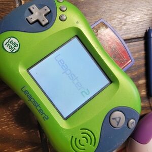 Leapster2 Green Handheld Learning Game System